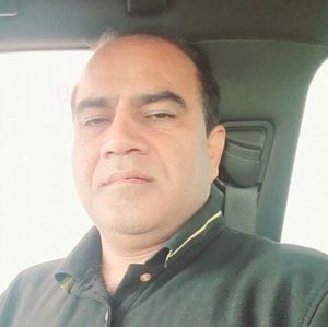 Meet your Posher, Waseem